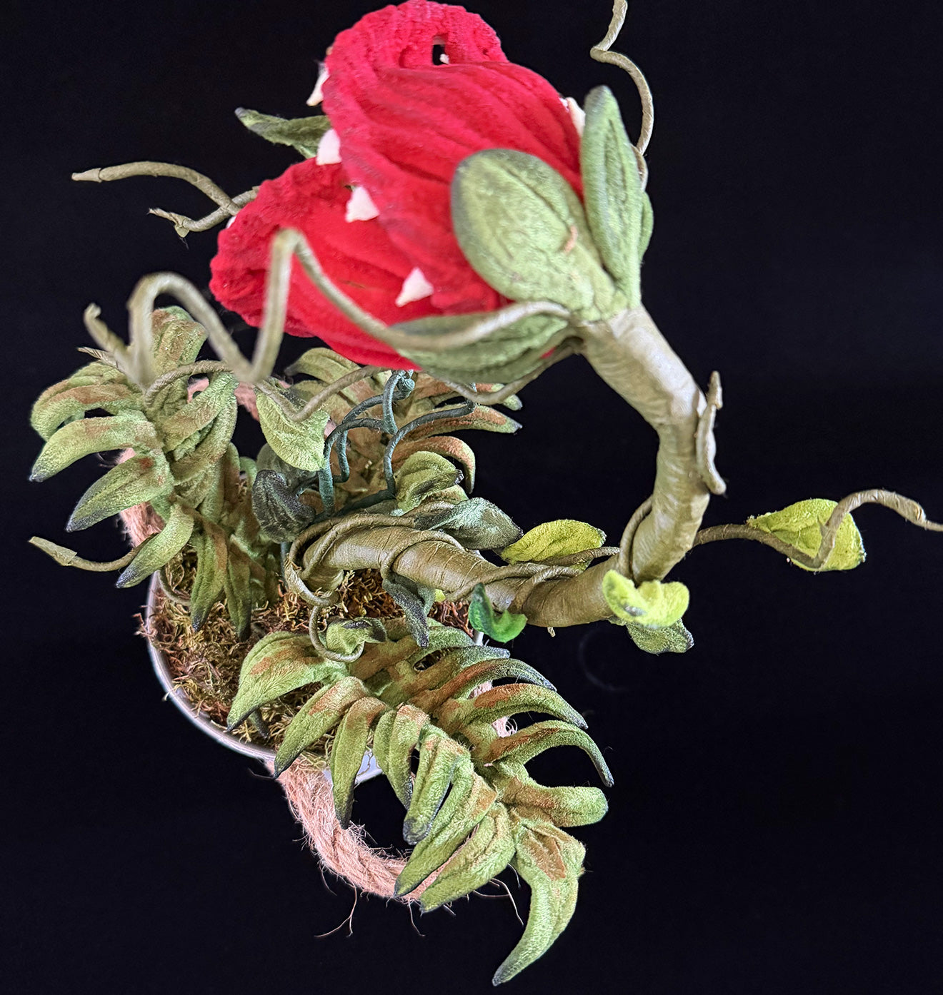 Pipe cleaner Venus Flytrap bloom close-up — handcrafted chenille wire carnivorous plant figurine